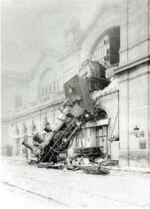 Accidente de tren en la Gare Montparnasse en París el 22 de octubre de 1895 de French Photographer